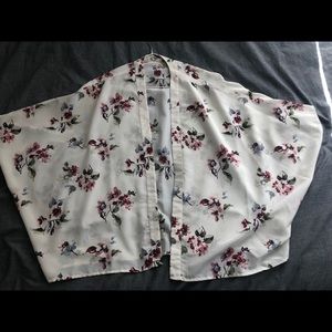 Hollister Floral Kimono